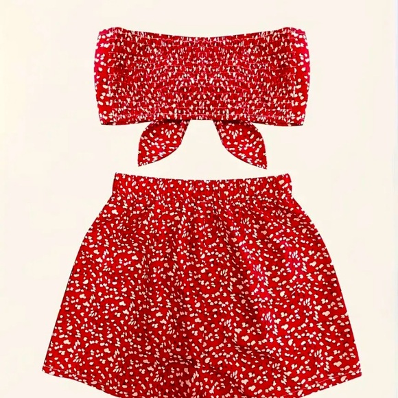 SHEIN VCAY Tie Front Ditsy Floral Tube Crop Top & Shorts Set - Picture 2 of 5